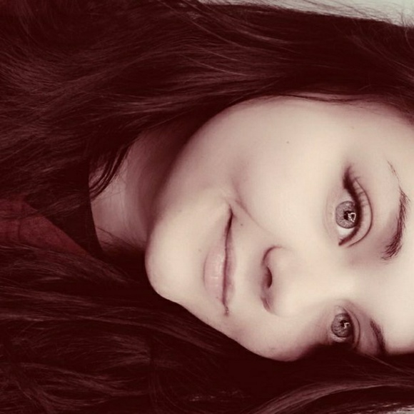 Meet your Posher, Breanne - Picture 1 of 1